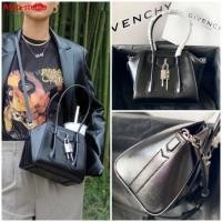 ราคา Pre order ราคา10900 Givenchy จีวองชี่ Antigona bag กระเป๋าสะพายไหล่ Leather SZ22*26*13cm (25588522173)