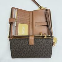 ราคา แท้ พร้อมส่งกระเป๋าตังค์ กระเป๋าคล้องมือ MK #35F8GTVW0B Jet Set Travel double Zip (47158818060)