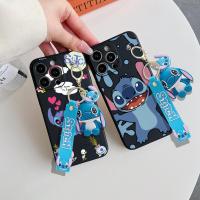 ราคา สําหรับ Samsung Galaxy J2 J3 2017 J3 J7 J7 2015 J7 Core J7 2018 J5 J5 2015 Neo J4 J4 2018 J4 Plus 3D การ์ตูน Stitch ซิลิโคนนุ่มเคสโทรศัพท์ของเล่น Key Chain สายรัดข้อมือ (56058328364)