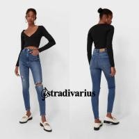 ราคา Stradivarius : Ripped Super High Waist Skinny Jeans (13761582152)