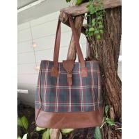 ราคา กระเป๋าสะพาย Bean Pole (used) 300.- (42723372930)