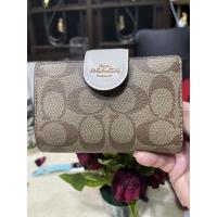 ราคา Coach กระเป๋าสตางค์ใบกลาง แท้ สีขาว (10831058172)