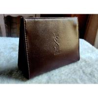 ราคา กระเป๋าใส่เครื่องสำอาง BEAUTE YSLแท้ (56856924144)