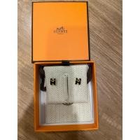 ราคา ต่างหู Hermes mini pop H แท้100% สีดำอะไหล่ทอง (28032626968)