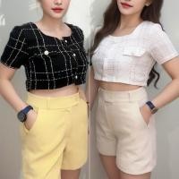 ราคา KaeKai พร้อมส่ง เสื้อครอป ลุคคุณหนู ผ้าทวิต แขนสั้น คอกว้าง กระเป๋าแต่ง กระดุมมุก สไตล์ เกาหลี (25018426778)
