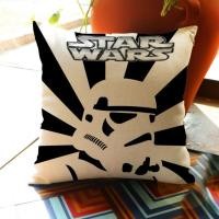 ราคา หมอน 18นิ้ว Storm Trooper ขาว-ดำ - Star Wars (141597318)
