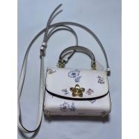 ราคา กระเป๋าcoach มินิ ลายดอกไม้ สีขาวครีม พรีออเดอร์มาจากOUtlet USA (23586648735)