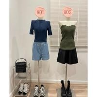 ราคา เสื้อไหมพรม เสื้อเกาะอกไหมพรม Uniqlo (26205996279)