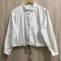 ราคา เสื้อเชิ้ตคอบัวสีขาว polka dot (50451949305)