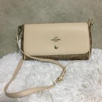 ราคา กระเป๋าสะพายยี่ห้อCoachมีสายคลอสบอดีให้ (1813535274)