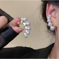 ราคา Popular Luxury Pearl Earring Ear Studs for Women Girls Fashion Jewelry (18076349245)