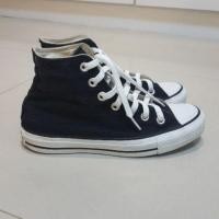 ราคา รองเท้า Converse all star สีดำ สภาพดีใส่น้อยครั้ง (349638998)