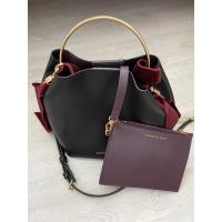ราคา กระเป๋าสะพาย Charles&Keith (6893330718)