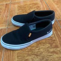 ราคา รองเท้า slip-on Nike ไซสื 36 230 ของแท้ มือสอง (23947833714)