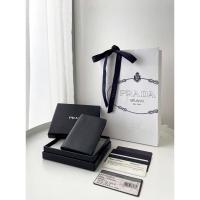 ราคา ❌SOLD❌Prada Saffiano Card holder (25264865934)