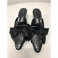 ราคา Charles&Keithรองเท้าส้นสูง(มือสอง) (9914719766)