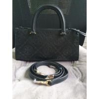 ราคา Tory Burchของแท้%(Used like new)กระเป๋าสะพายT-Monogram ไซซ์เล็ก สีดำ 10.5" หนังปั๊มนูน(ใช้ไป 1ครั้ง) (28837335764)