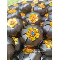 ราคา โปรยทานลูกพลับสีดำ ตกแต่งใบเลื่อมและพลอย (งานสาน 2 รอบ) (48402066390)
