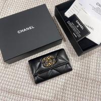 ราคา Like new ‼️ C h a n e l 19 card holder holo30 ออกช็อปไทย สีดำ ✨ สภาพสวย ขอบมุมงาม ภายในสะอาด หนังทรงสวยค่า ใบนี้ (18291339282)