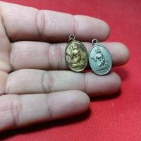 ราคา เหรียญนางกวักหลังพระพุทธหลวงพ่อจงวัดหน้าต่างนอกเปิดยกคู่150บาท (51952166998)