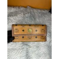 ราคา MCM ของแท้% กระเป๋าตังค์ มือ2 (28170510594)