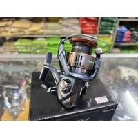 ราคา รอกตกปลา รอกสปินนิ่ง SHIMANO NASCI 2500 ปี 2025 (48555303487)