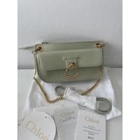 ราคา New Chloe woc เขียว avocado ชอปคิงพาวเวอร์ ของแท้ 100% ค่ะ ไม่ขายของปลอมค่ะ (16523373038)