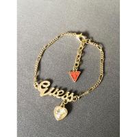 ราคา สร้อยข้อมือ Guess สีทอง (8256471132)