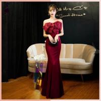 ราคา ชุดราตรี ชุดออกงาน ชุดไปงานแต่งงานสีแดง เดรสยาวเกาะอกแต่งโบว์ กระโปรงยาวทรงหางปลา แนวเรียบหรู สวยสง่า ดูแพง (9316011052)