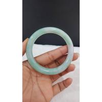 ราคา J95กำไลหยกพม่า Type B สีเขียวมิ้นอมม่วง เนื้อเทียนกึ่งวุ้น (14486866891)