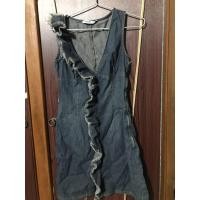 ราคา LIQUIDATION OF WARDRBE: MOSCHINO JEAN DRESS SIZE 36 (40858840223)