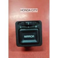 ราคา สวิตช์ปรับกระจก มองข้าง ใช้กับรถHONDA CITY ปี 1996-2002 ไฟฟ้า 3 สาย พับมือ ของแท้ มือสอง สภาพพร้อมใช้งาน✨️✨️✨️ (43904693379)