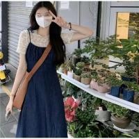 ราคา ชุดกระโปรงยีนส์สองชิ้นผ่ายาว 2 ชิ้นพร้อมเสื้อยืดลูกไม้น่ารักภายในชุดปาร์ตี้หรูหราและของแท้ (40450647664)