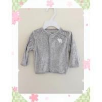 ราคา เสื้อแขนยาวสีเทา size 3 m , 9m ผ้ายืดนิ่มมากๆค่ะ (2965928012)