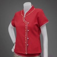 ราคา ( ม่อฮ่อมแพร่ ) เสื้อพื้นเมือง ปักดอก (ปักหนอน) แขนสั้น สีแดง ผ้าฝ้ายชินมัย (12456377051)