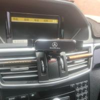 ราคา ที่วางโทรศัพท์มือถือ แบบโลหะผสมแก้ว สําหรับ Benz W212 E250 E300 E260 E400 W213 (21446467469)