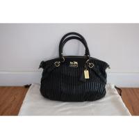 ราคา Coach Madison Sophia Black Gathered Leather Satchel Handbag (9115266681)