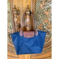 ราคา longchamp S(M) long สีกรม (52301245996)