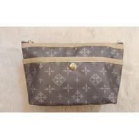 ราคา กระเป๋าถือ Russet ใส่เครื่องสำอางค์ (23127586834)