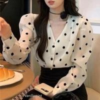 ราคา เสื้อแขนยาวลายจุด ผ้าแก้วเนื้อนิ่ม แต่งกระดุมมุก สวยหรู ดูแพงมากค่า (25270584189)
