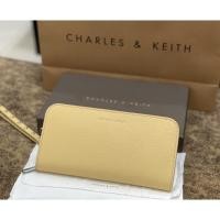 ราคา ❌ปรับลดเพิ่มถูกและคุ้มสุดแท้100%❌กระเป๋าสตางค์ ใบยาว Charles&Keith ของแท้ 100% ใหม่ชนช๊อบ ป้าย 1,490.-฿ ขาย 690.- (9614561648)