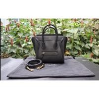 ราคา #CS9617 : Used Celine Luggage Size nano (8*8*3)นิ้ว สีดำ ปี2019 (10184305943)