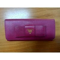 ราคา prada wallet bow มือสอง (15260575001)