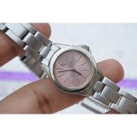 ราคา นาฬิกา Vintage มือสองญี่ปุ่น SIESTA ระบบ QUARTZ ผู้หญิง ทรงกลม กรอบเงิน หน้าปัดสีชมพู หน้าปัด 28มม (23641320625)
