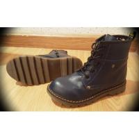 ราคา ((น้ำหนักเบา/มีซิป))รองเท้าบูทเด็ก รองเท้าบูทสีน้ำเงินกรมท่า ทรง Dr.Martens รองเท้าดรัมเมเยอร์ (Size 33) (430093557)