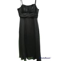 ราคา เดรสยาวแม็กซี่สายเดี่ยวสีดำ เสื้อผ้าผู้หญิงมือสอง (15389930922)