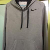 ราคา เสื้อแขนยาวมีฮูดยี่ห้อ Nike ของแท้ (6120048326)