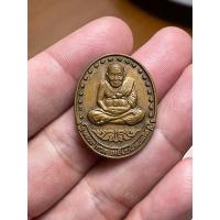 ราคา เหรียญหลวงปู่ทวด72พรรษา ปี2540 (28152263254)