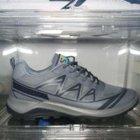ราคา ขายรองเท้าเดินป่า/Trail run มือสอง (50405771888)