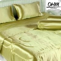 ราคา OHM ผ้าปูที่นอน ผ้าเครปซาติน 220 เส้น ขนาด 6 ฟุต 5 ชิ้น (สีทองสว่าง) (904880219)
